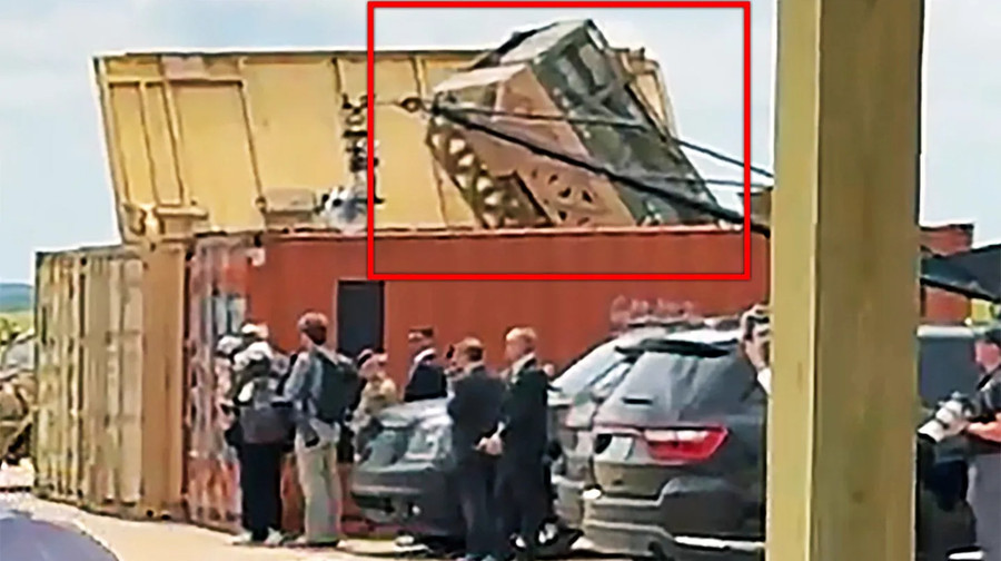 На військовій базі у США помітили невідомий контейнерний ракетний комплекс