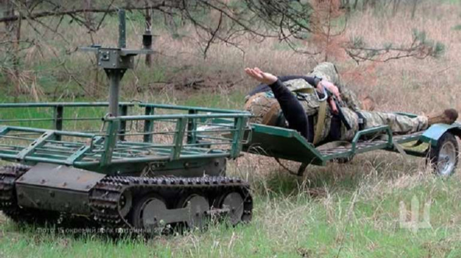 Наземні роботи полку К-2 за чотири дні успішно евакуювали чотирьох поранених військових
