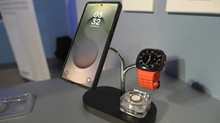 Samsung почала продажі нового бездротового зарядного пристрою Qi2 3-в-1 за $81