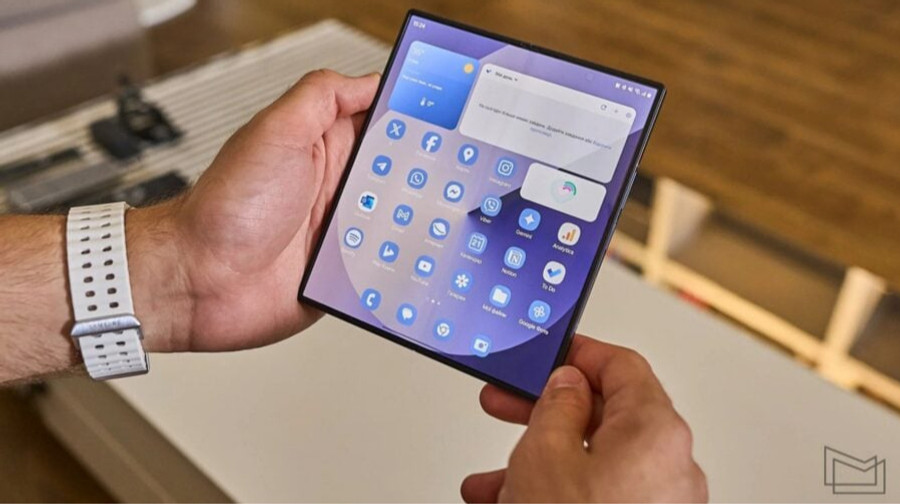 Samsung планує випустити дві моделі Galaxy Fold8 у 2026 році — ЗМІ