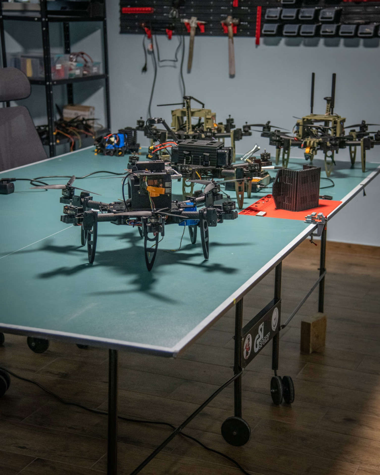 Українські дрони з технологією ройового ШІ Swarmer