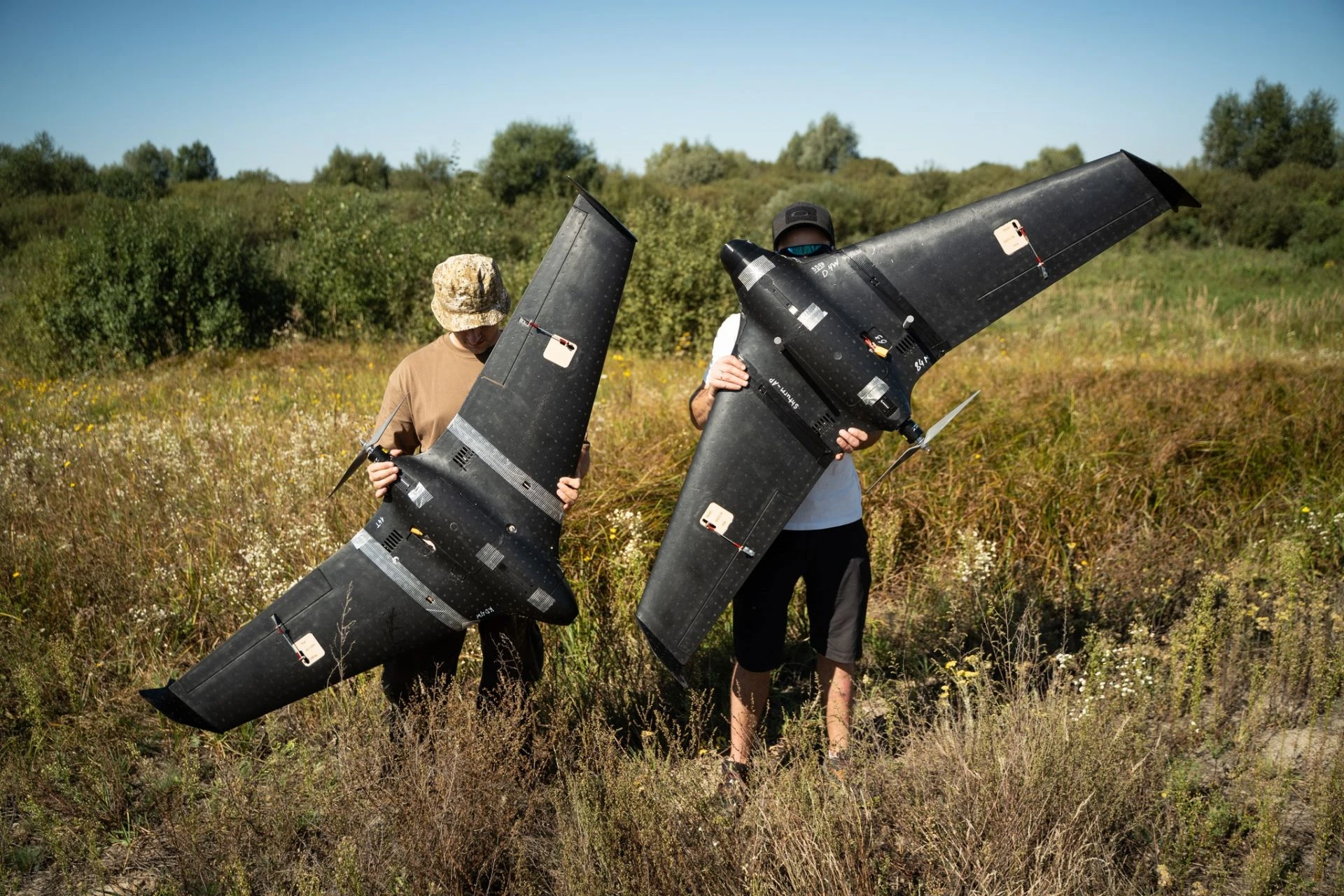 Дрони-крила зі штовхаючими гвинтами